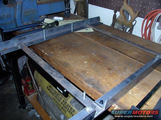 img_0046.jpg There's the stud installed for that newly created 4th hole in the shroud. 