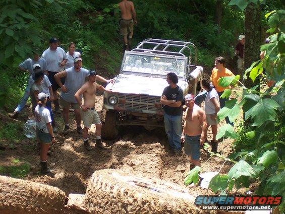 100_0185.jpg Bama gang