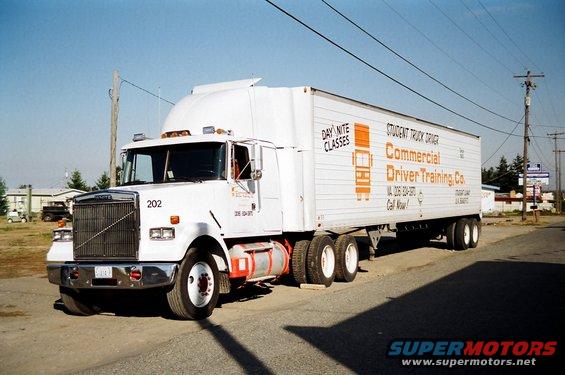 cdltruck.jpg 