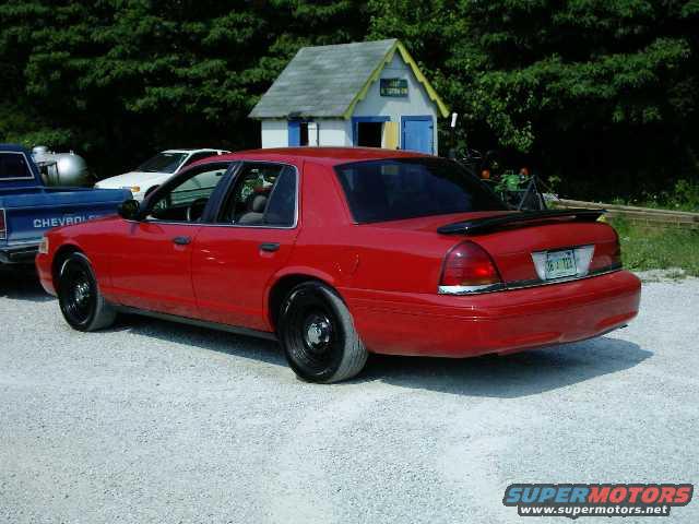 p715.jpg Rear 3/4 shot of the car.