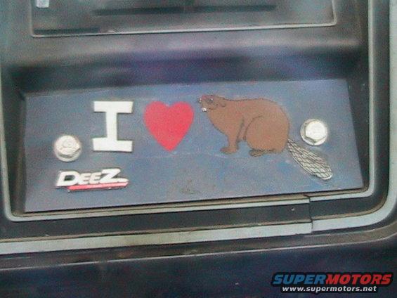 Interior dashboard sticker: I love beaver