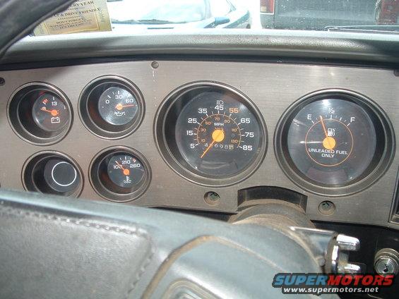 gauges.jpg Gauges