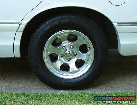 mb-motoring-wheel.jpg Closeup of MB Motoring 15x7 wheel.