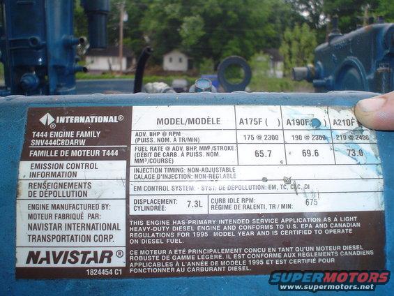 Navistar T444 engine data plate showing 1995 model year