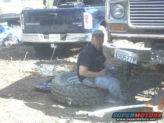 jul04350.jpg Bill pulling his stub shaft