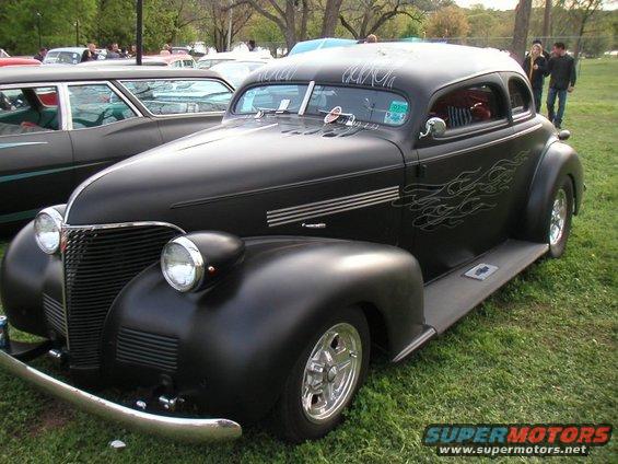 blackonblack.jpg 