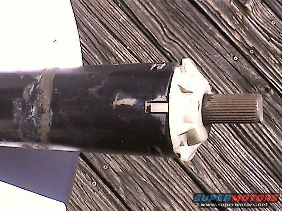 Steering column part with splined shaft