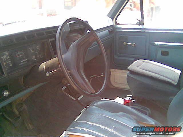 int-1.jpg crappy int