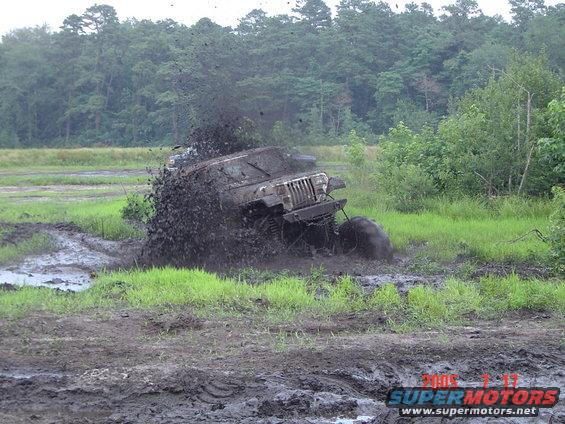 Jeep Wrangler TJ stuck in mud, front view