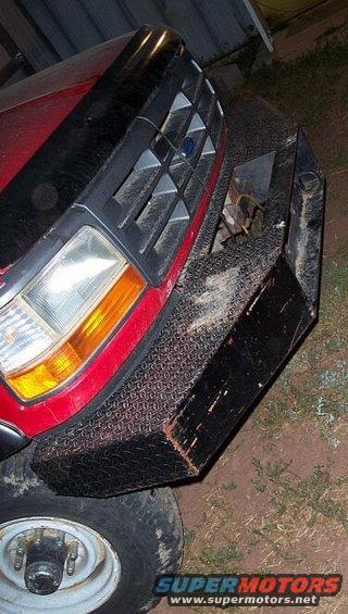 f350-003.jpg Winch bumper, kinda funky but it came w the truck