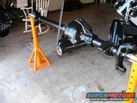 Painted with POR-15 and Chassis coat black