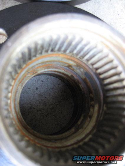 img_0143.jpg Good bearing surfaces.