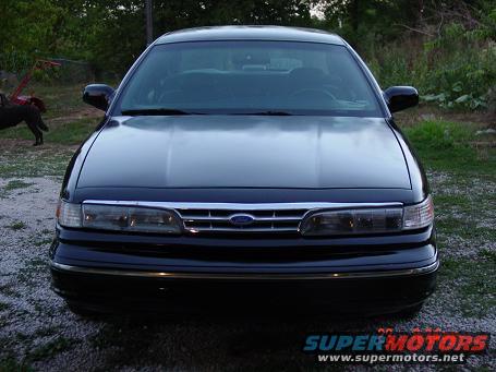1995 Ford Crown Victoria photo
