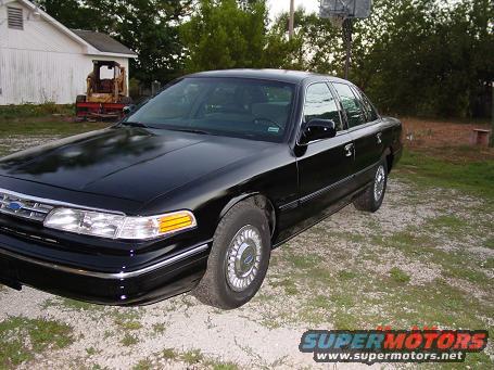1995 Ford Crown Victoria photo