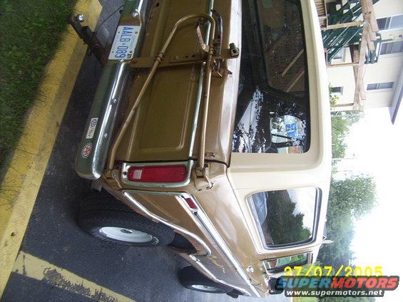 Tail light and tailgate passenger side
