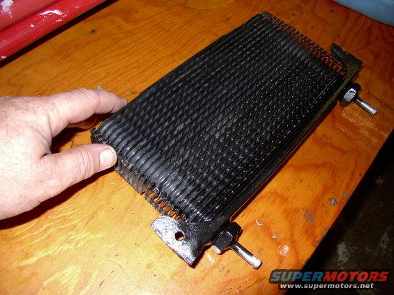 img_0212.jpg Scored this stacked plate 11" X 7" X 1 1/2" transmission cooler off a one ton van for $20.00 Canadian. It's an exact duplicate of my B&M Supercooler, which cost almost 6 times that.