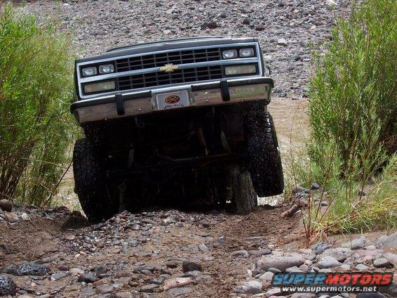 100_1008.jpg Airborne