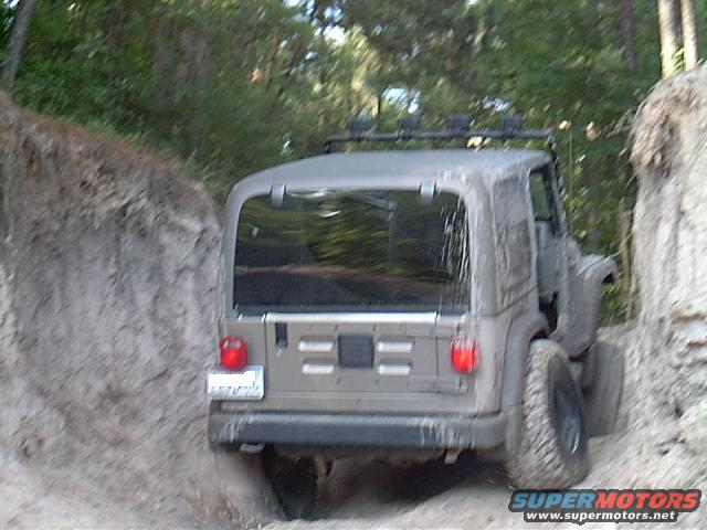 im000507.jpg climbing and flexin