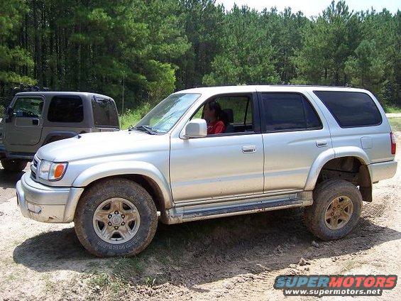 01 4runner no lift yet side few