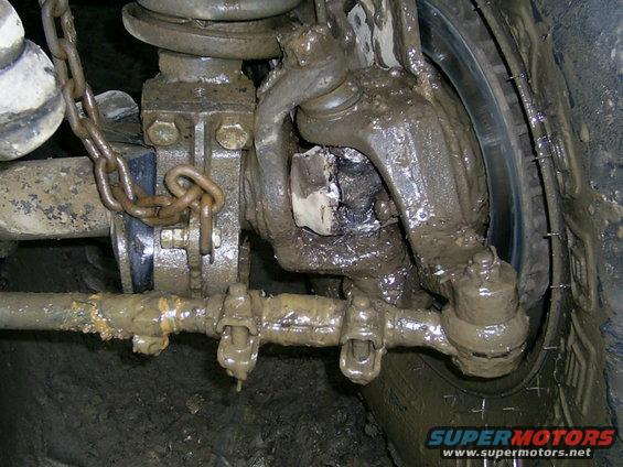 picture-joe-191.jpg broken inner axle, outter axle, and u-joint.
radius arm also came off of c-bushings