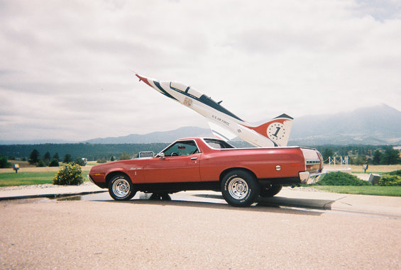 0641150r10187a.jpg My 72 with a Thunderbird