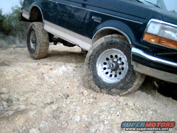 bronco-city007.jpg 