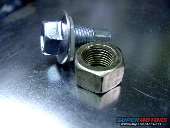 img_0015.jpg This is all you need for a drain plug for the old AOD transmission pan. That and a drill and a friend who can weld.