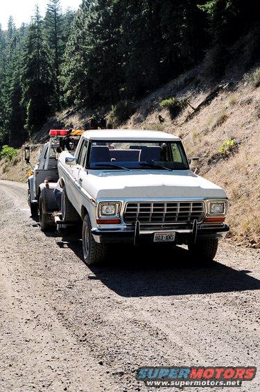 broncotowing.jpg 