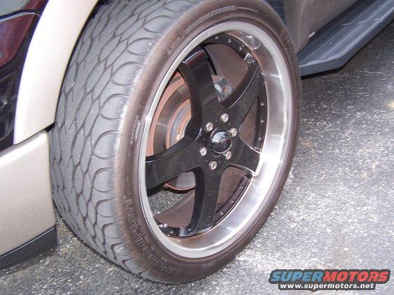 100_0203.jpg TIS RT-5 24z Wrapped In G-Force 305/35zr/24 Rubber