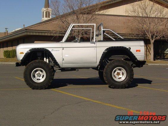 My friends Bronco 76, with 351W and C6
nissan seats