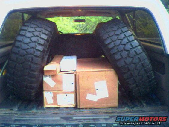 image032.jpg the stuff and the tires
