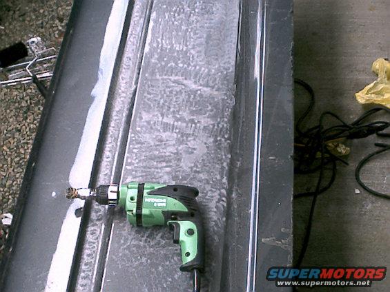 roughing-up-the-paint.jpg Prepping the exterior
