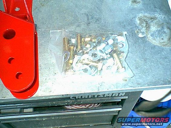 boltkit.jpg Here s the bag of hardware that came with the drop mounts. the kit part number is CHB542 this is for a 4" or 6" lift kit.