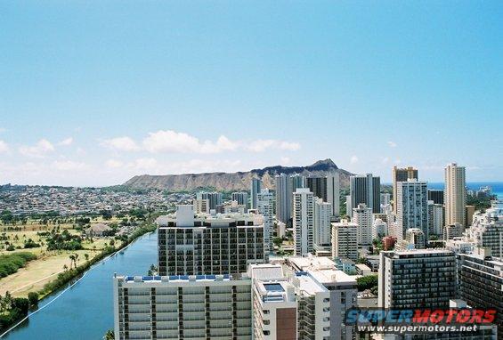 Diamond head mountain in the back