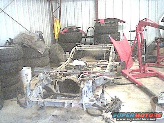 oldframe.jpg My old 2wd frame. :( 
