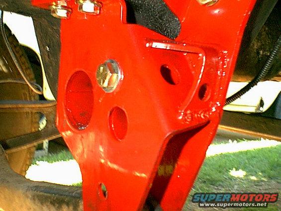 passdrop.jpg extream close up of the pass side drop mount.