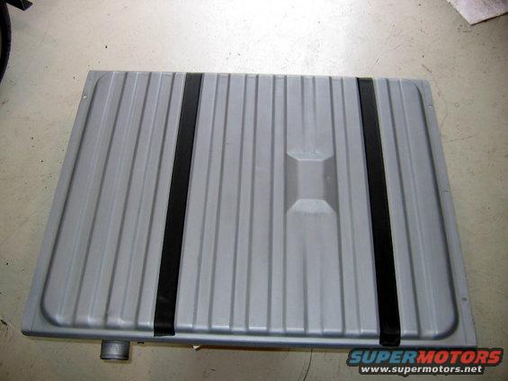 tank1.jpg After scrubbing and coating. Not too bad.