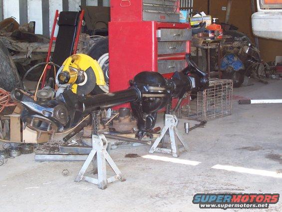 100_0744.jpg Solid Axle