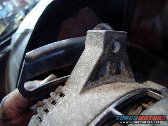 As you can see from the pic the adjustment slot in the bracket is about 1" too low for the 3G alternator's bolt hole.