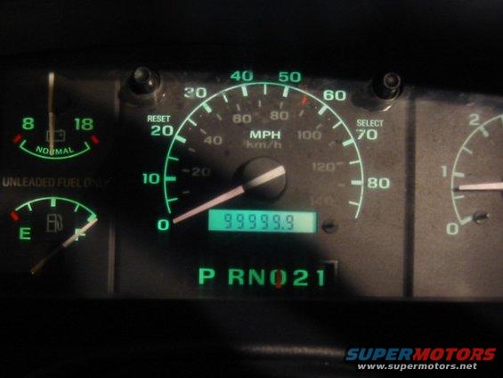 100k-miles.jpg i had to take a picture. even though i was early i was on the freeway at about 1 am