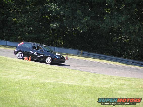 p9050082.jpg dave flyin through the hairpin