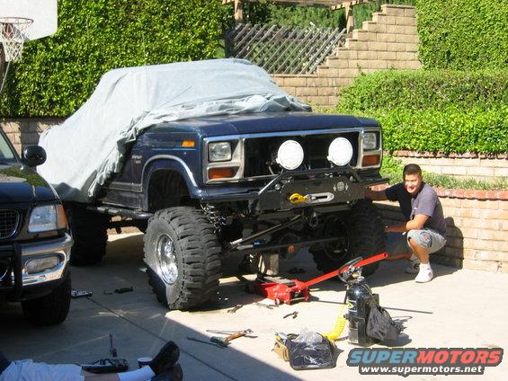 img_3105.jpg taking the front end apart
