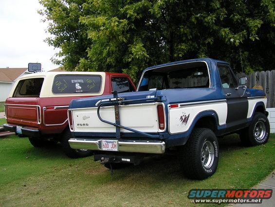 Couple of good looking Bronc's
