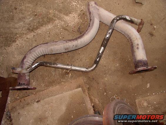 img_0099.jpg Although we saved the driver's side air pipe, intact, the Y-pipe (after the stock cats it "Y"s back into a single) was pretty rotten and had holes.