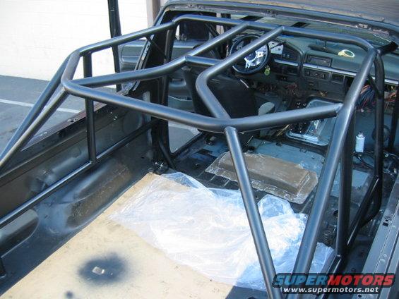 Interior rollcage in a 1992 Ford Bronco