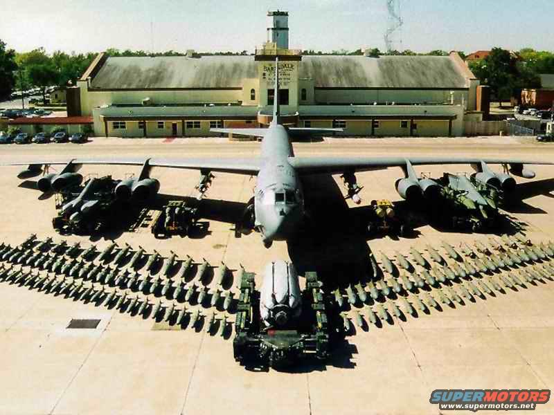 b52.jpg 