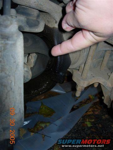 dscn0671.jpg leaking around the knuckle