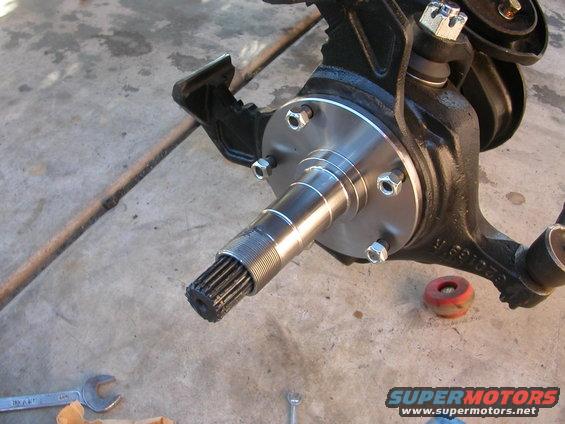 dscn2089.jpg installing the new hardware.