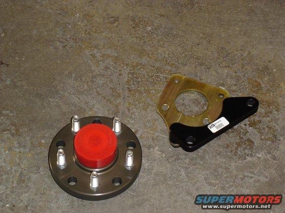 pic1c.jpg The Baer hub and caliper bracket which will go on the front spindle.