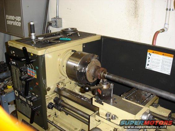 pic7b.jpg The axle flange had to be machined in order for the rear rotor to fit over it.